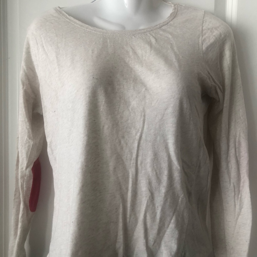 H&M off-white long sleeve tee w/pink elbow patch S